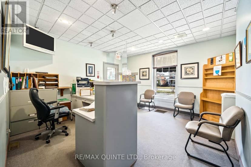 156 Bridge Street E — photo 38 of 40
