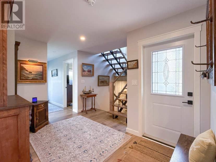 375 Campbells Way — photo 13 of 40