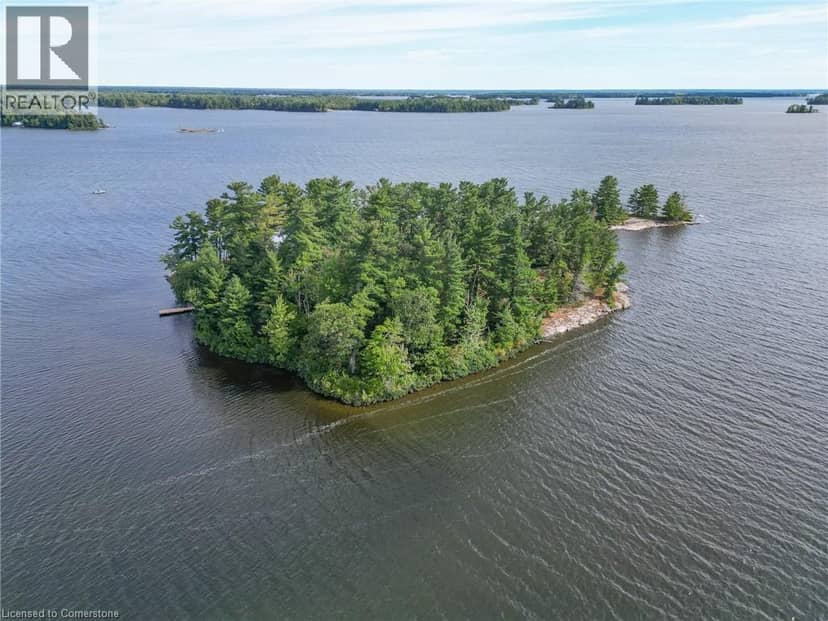 WL106-1 LOUDON Island — photo 26 of 40