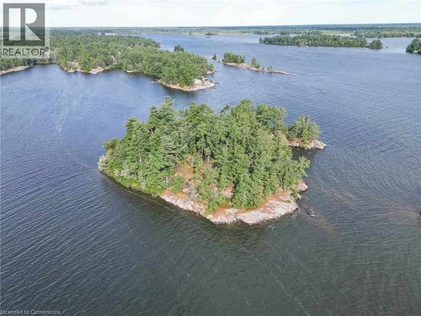 WL106-1 LOUDON Island — photo 28 of 40