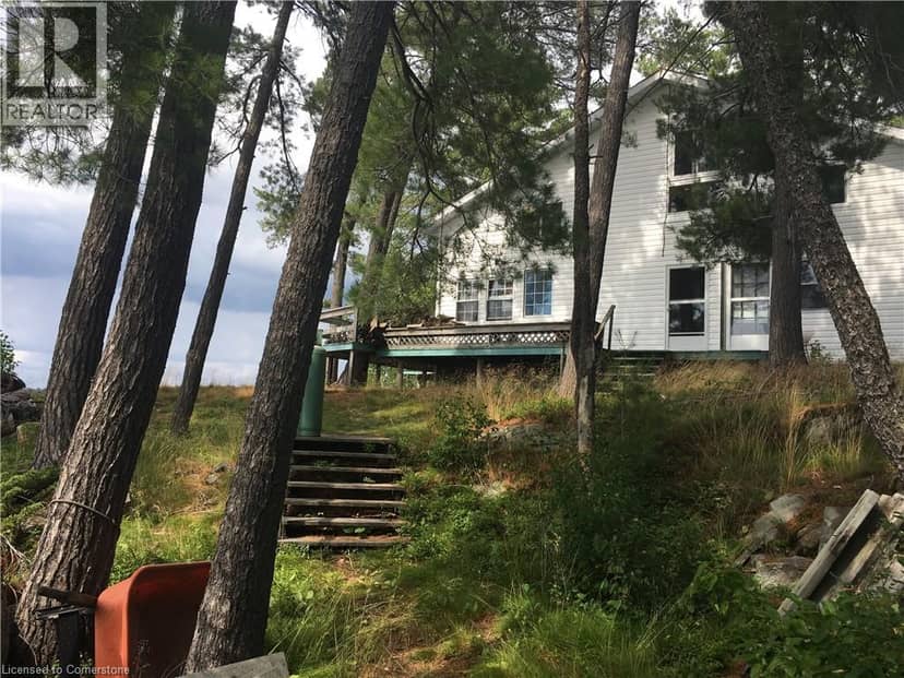 WL106-1 LOUDON Island — photo 10 of 40