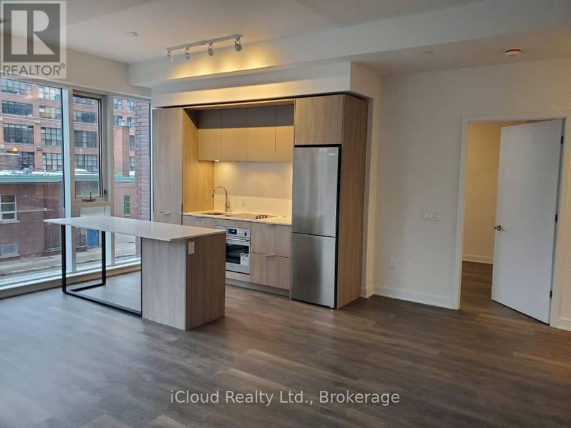 203 - 130 River Street — photo 3 of 30