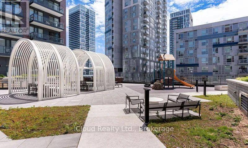 203 - 130 River Street — photo 29 of 30