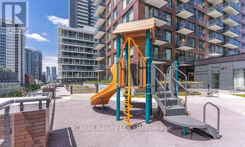 203 - 130 River Street — photo 30 of 30