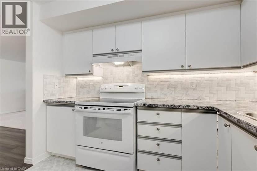 8 HURON Street Unit# 311 — photo 15 of 32