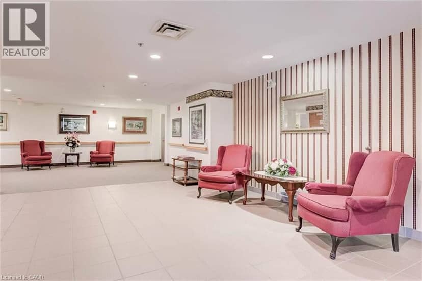 8 HURON Street Unit# 311, Lindsay, photo 3