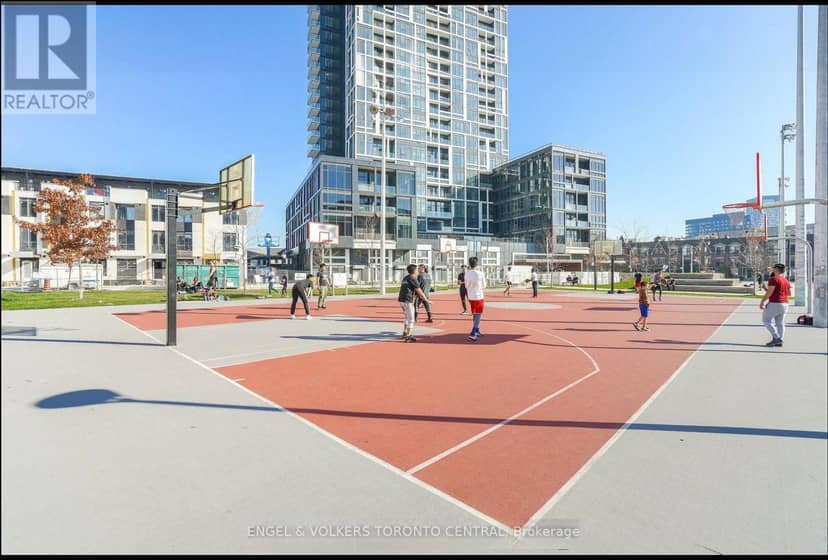 1011 - 20 Tubman Avenue — photo 20 of 26