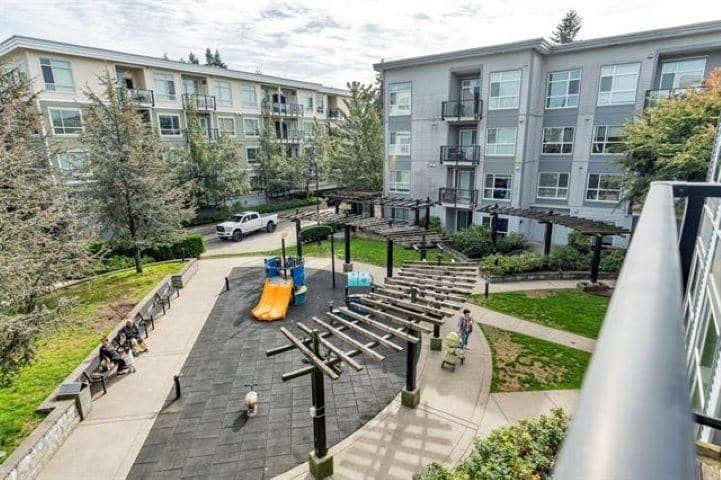417 13733 107A AVENUE, Surrey, photo 5