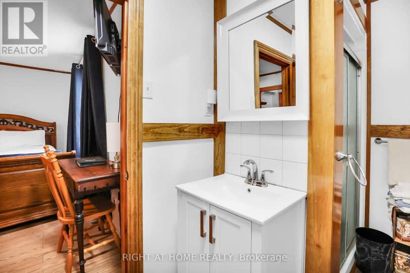 1027 Niagara Stone Road — photo 31 of 40