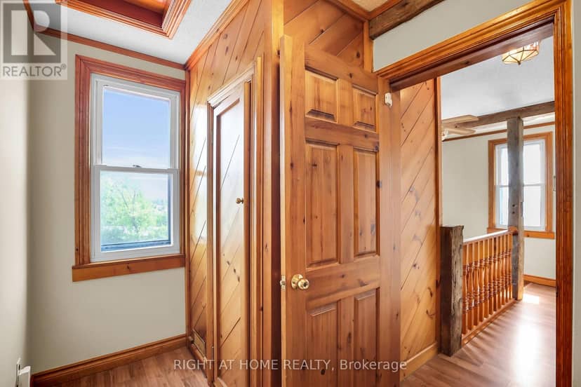 1027 Niagara Stone Road — photo 38 of 40