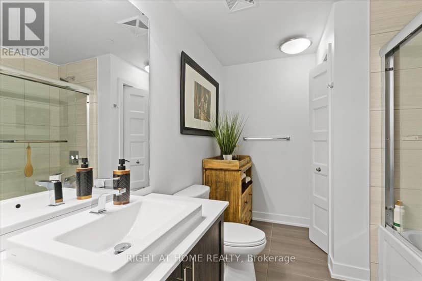907 - 200 Inlet Private — photo 11 of 29