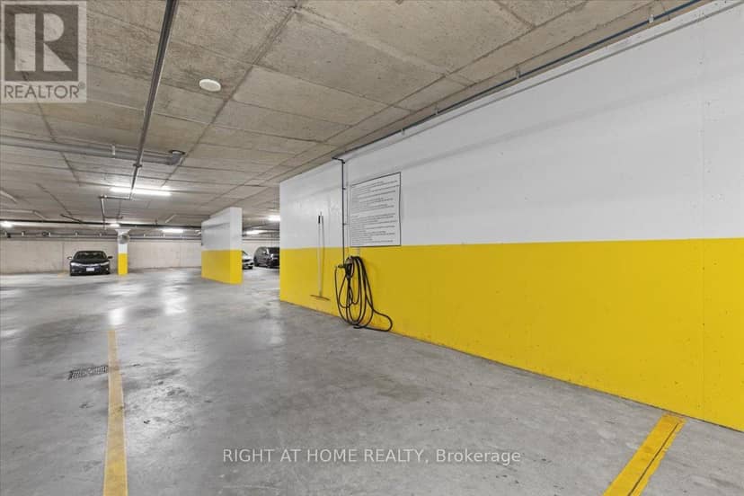 907 - 200 Inlet Private — photo 28 of 29