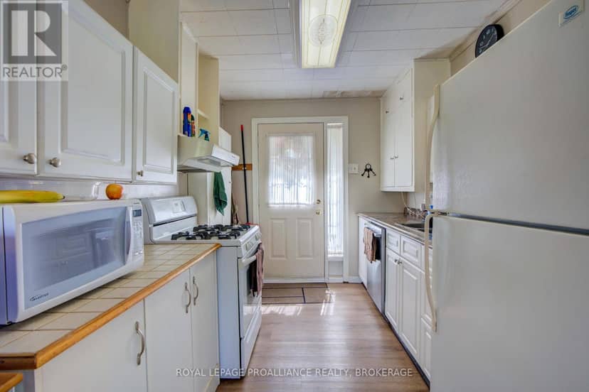 372 Murphy Road #100 — photo 10 of 40