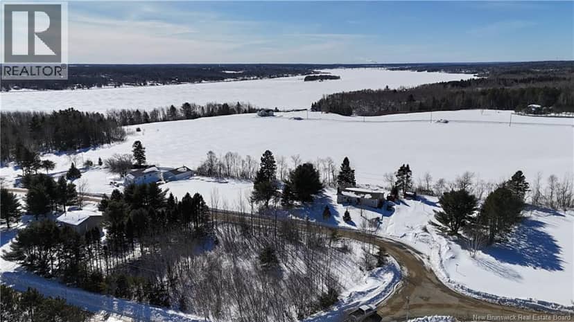 2 Rockcliff Boulevard — photo 1 of 5