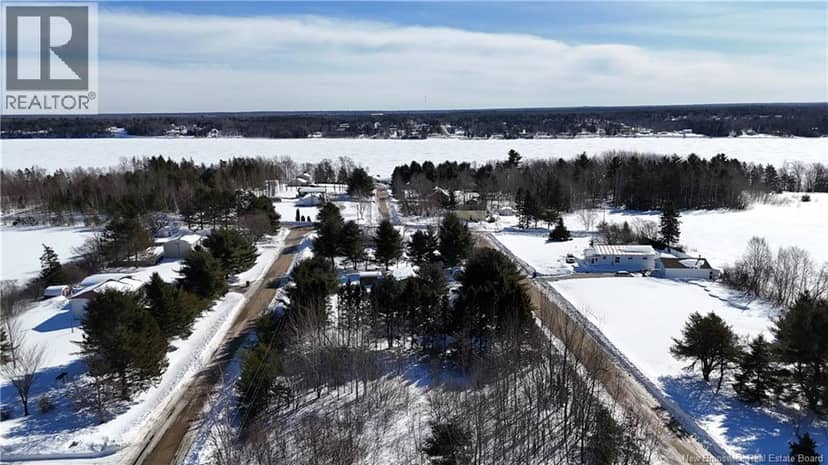 2 Rockcliff Boulevard — photo 5 of 5