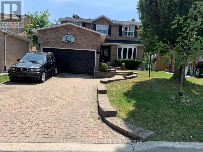 102 Burwell Crescent — photo 32 of 32