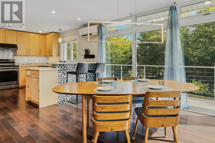 10 Lupin Lane — photo 11 of 40