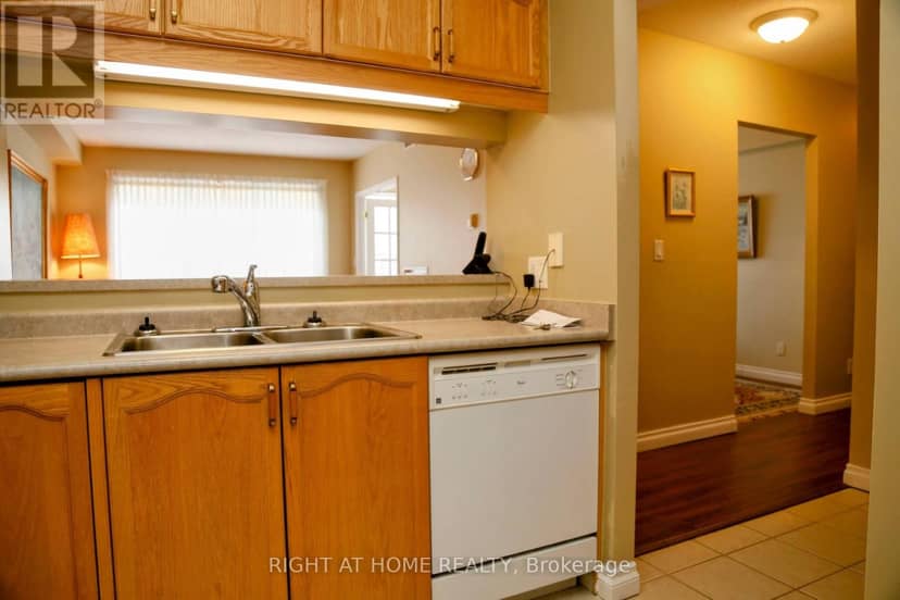 507 - 90 Dean Avenue — photo 6 of 35