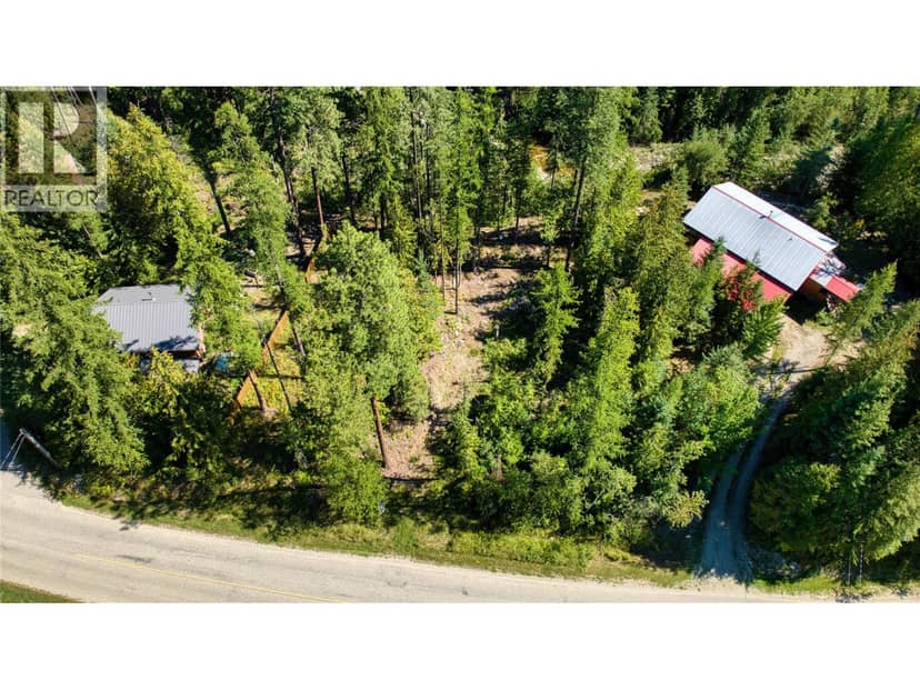 16300 Wadds Road, Crawford Bay, photo 2