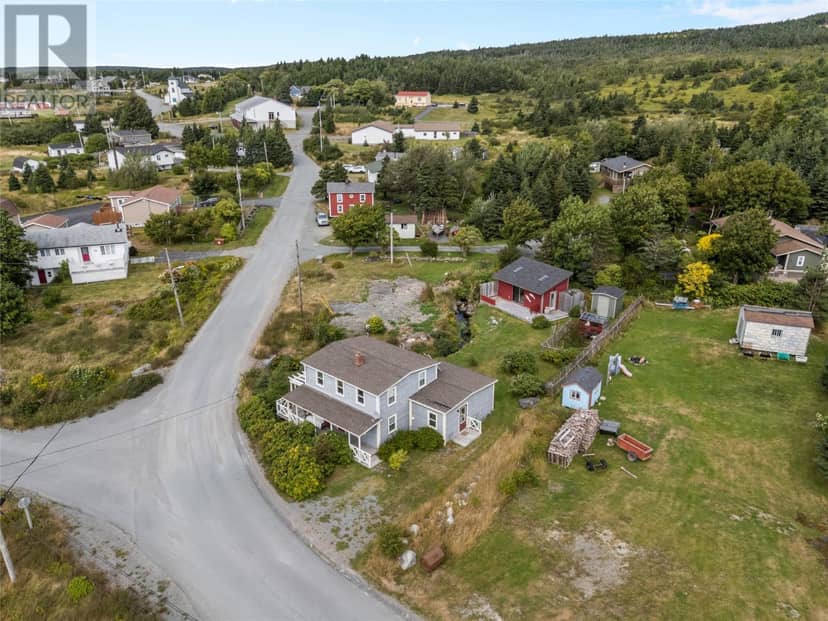101 Main Road — photo 13 of 40