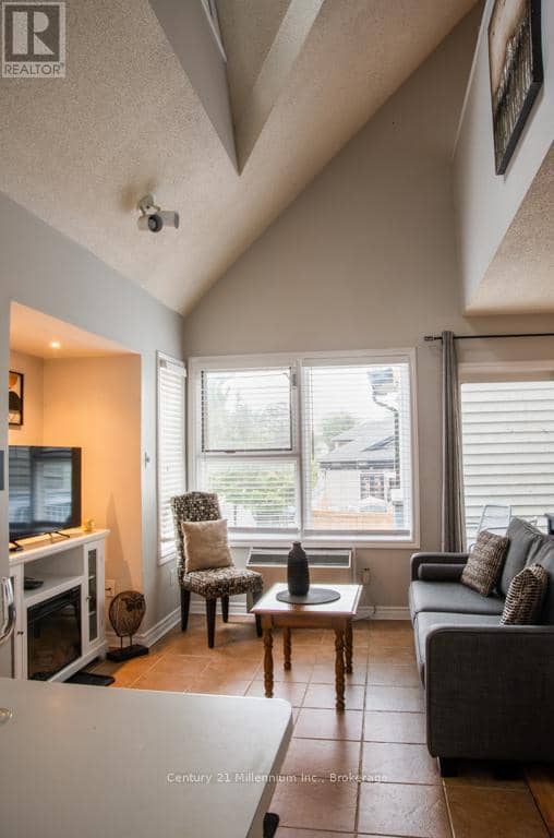 110 - 796468 Grey 19 Road — photo 4 of 21