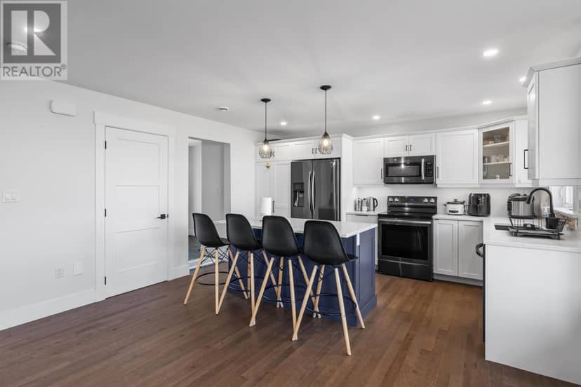 35 East Royalty Road — photo 13 of 40