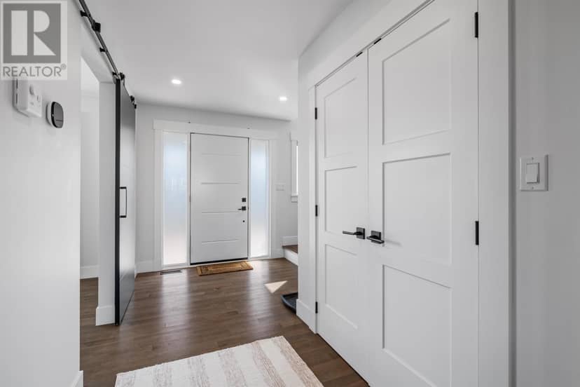 35 East Royalty Road — photo 11 of 40