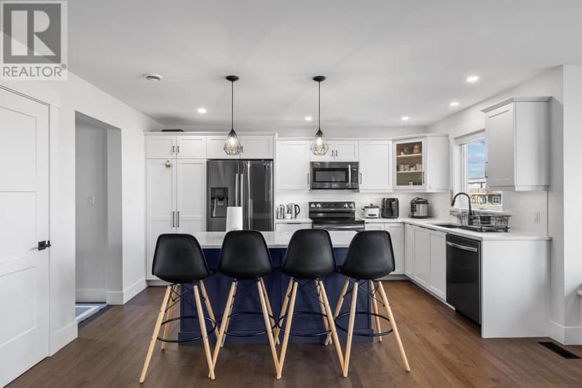35 East Royalty Road — photo 14 of 40