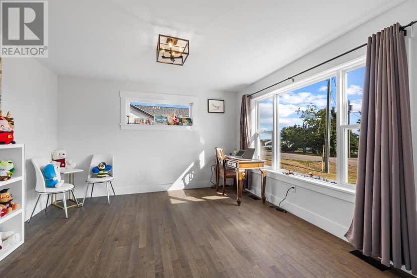 35 East Royalty Road — photo 24 of 40