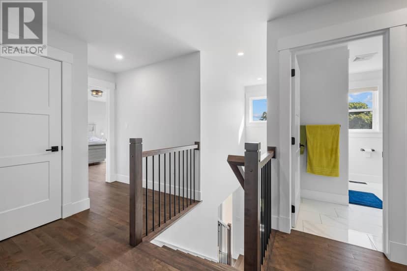35 East Royalty Road — photo 37 of 40