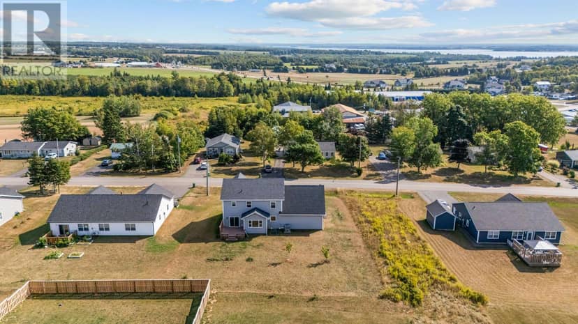 35 East Royalty Road — photo 4 of 40