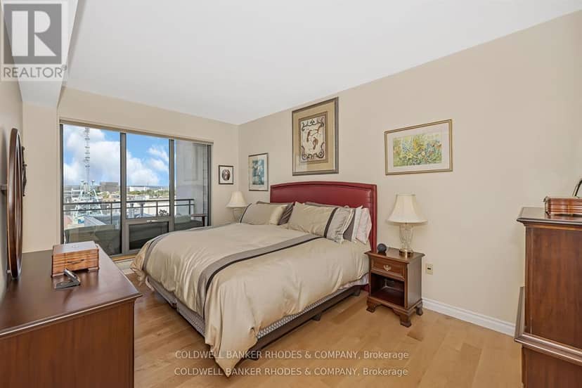 502 - 90 George Street — photo 20 of 40