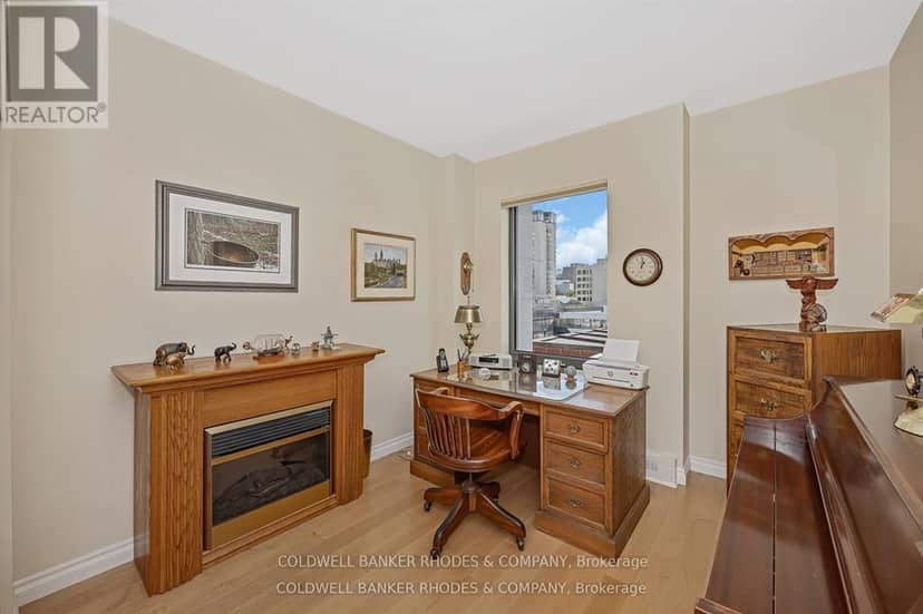 502 - 90 George Street — photo 24 of 40