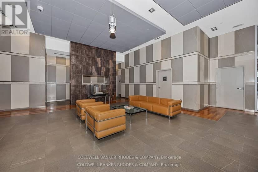 502 - 90 George Street — photo 4 of 40