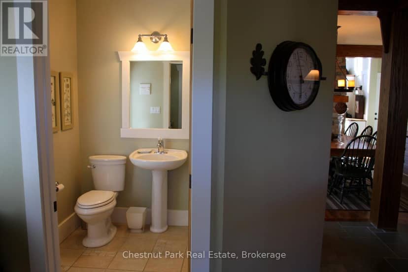 1020 Birch Glen Maple Cottage Week 9 Road — photo 24 of 37