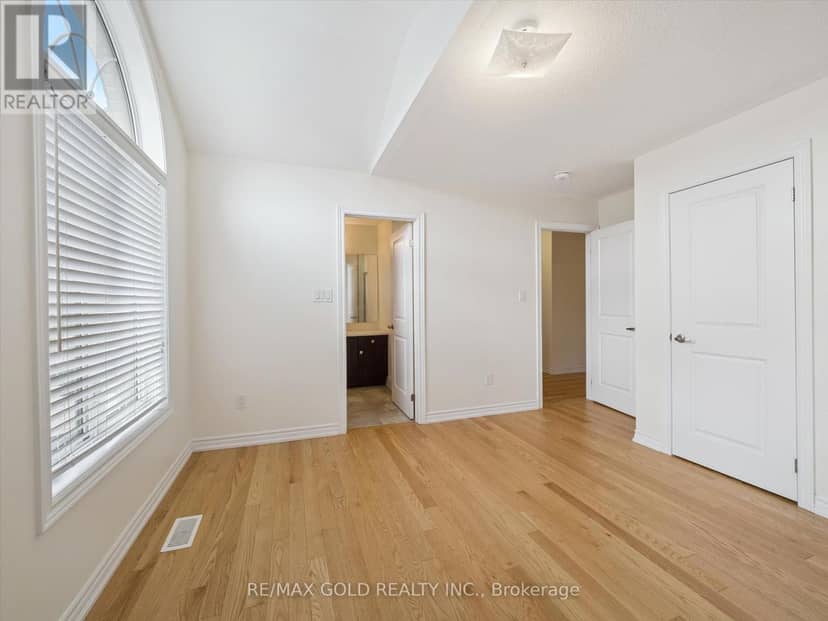 6 Bannister Road — photo 14 of 40