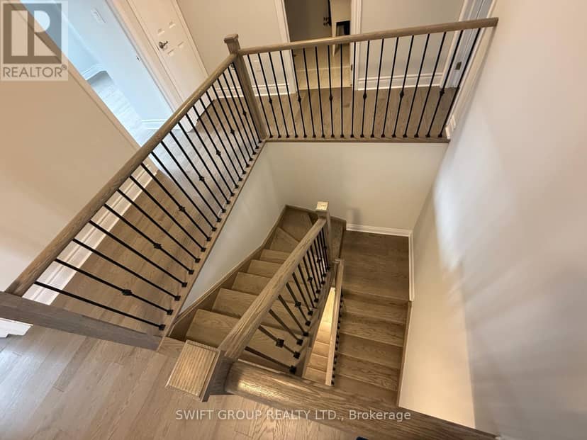 29 Keyworth Crescent — photo 16 of 40