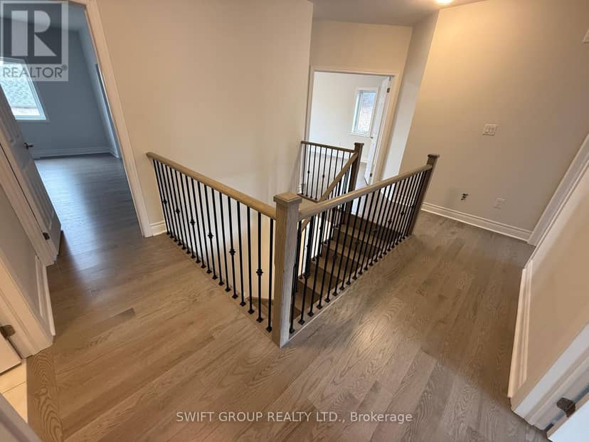 29 Keyworth Crescent — photo 19 of 40