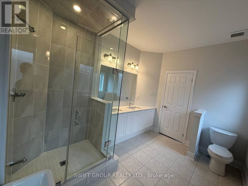 29 Keyworth Crescent — photo 26 of 40