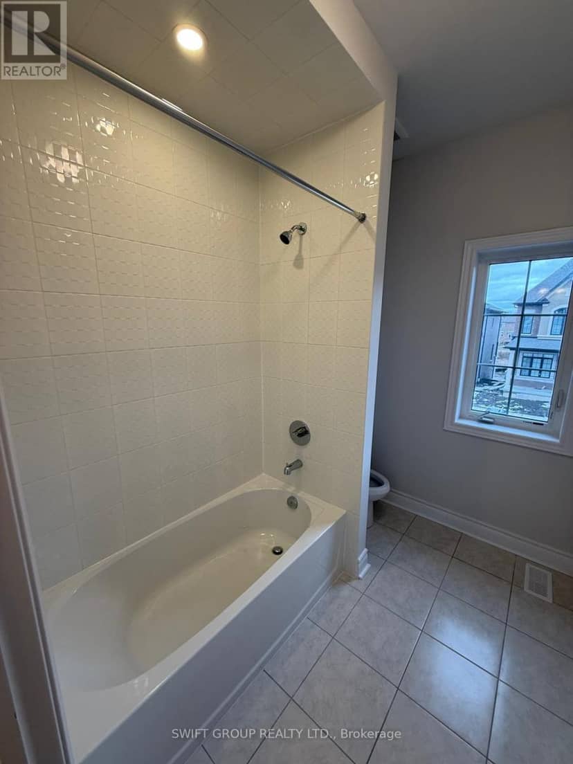 29 Keyworth Crescent — photo 31 of 40
