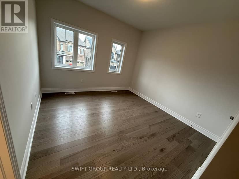 29 Keyworth Crescent — photo 32 of 40