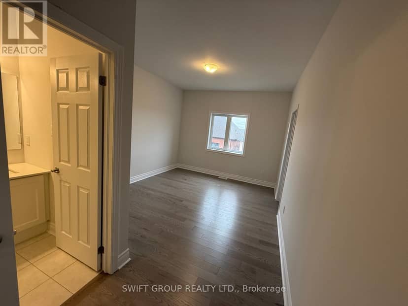 29 Keyworth Crescent — photo 35 of 40