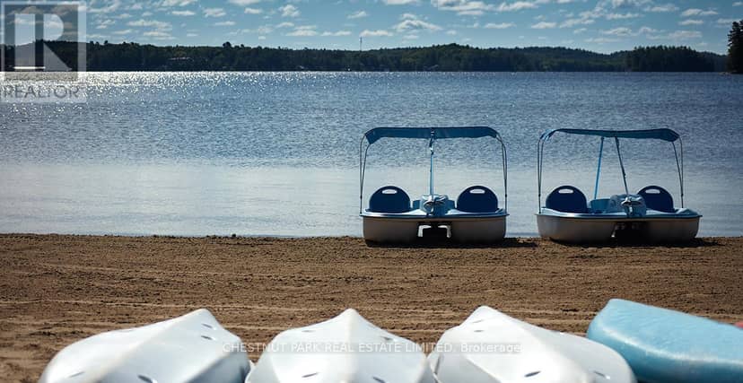 4 - 1869 Muskoka District Road 118 West, Muskoka Lakes