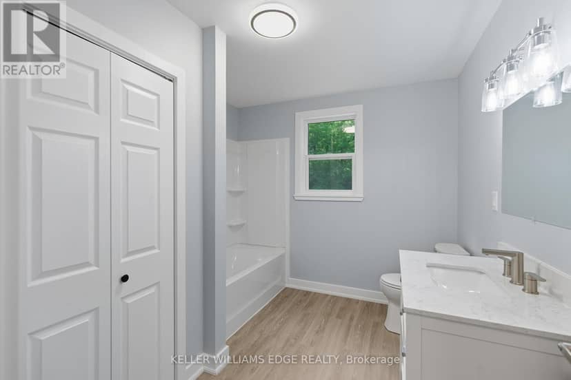 1402 Hwy 6 — photo 15 of 40