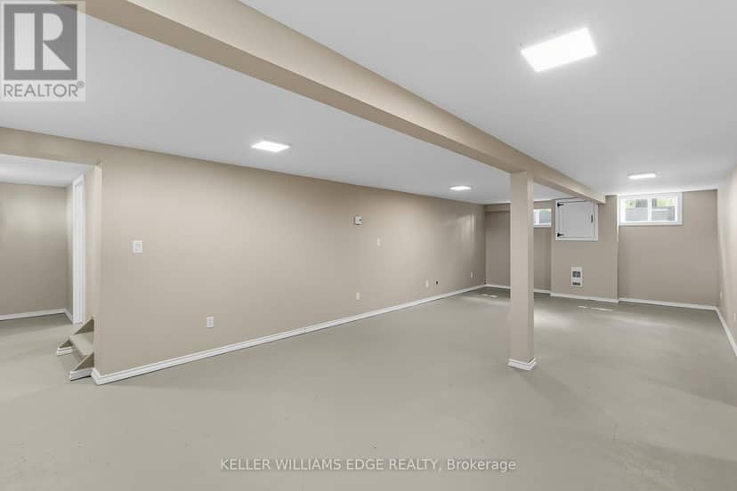 1402 Hwy 6 — photo 21 of 40