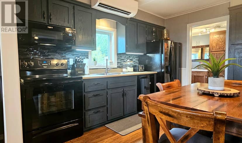 1132 Oceanview Drive — photo 6 of 40
