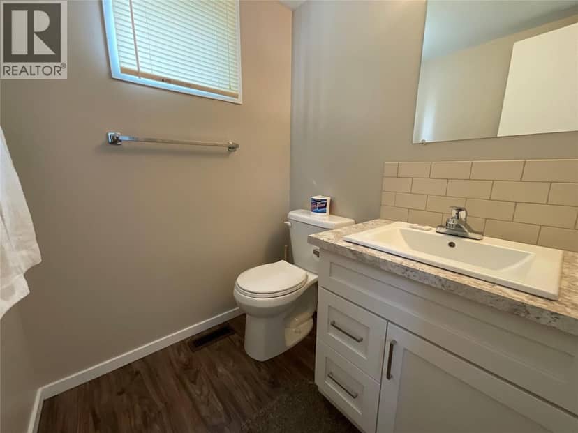 64 Merrick Place, Tumbler Ridge, photo 8