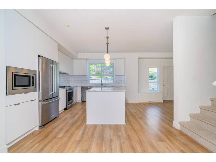 81 16561 17A AVENUE, Surrey, photo 5