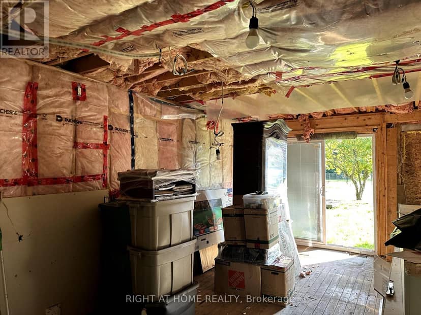 47 Metropolitan Crescent — photo 5 of 20