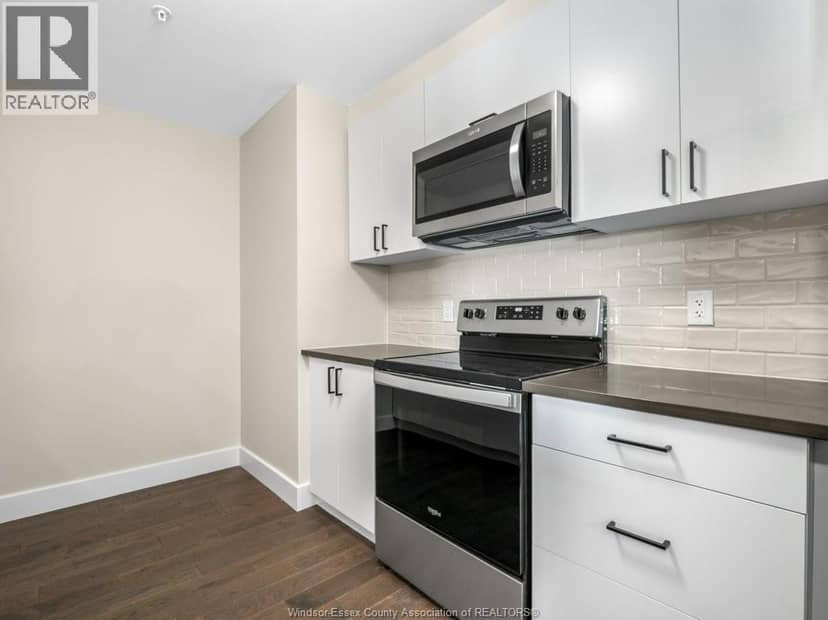 2600 SANDWICH WEST PARKWAY Unit# 311 — photo 7 of 23